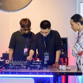 What does it take to become a DJ? Is learning to DJ hard? What do DJs earn?