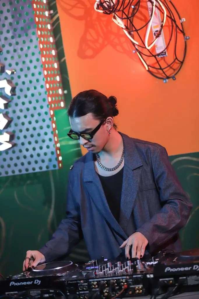 Câu chuyện học viên: DJ Ivey — tốt nghiệp khóa DJ Toàn diện tại Muse Inc