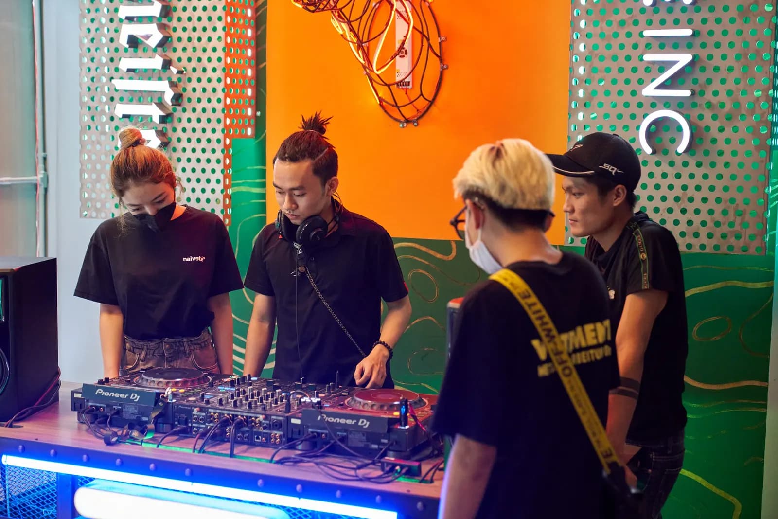 Learning to DJ in Ho Chi Minh City