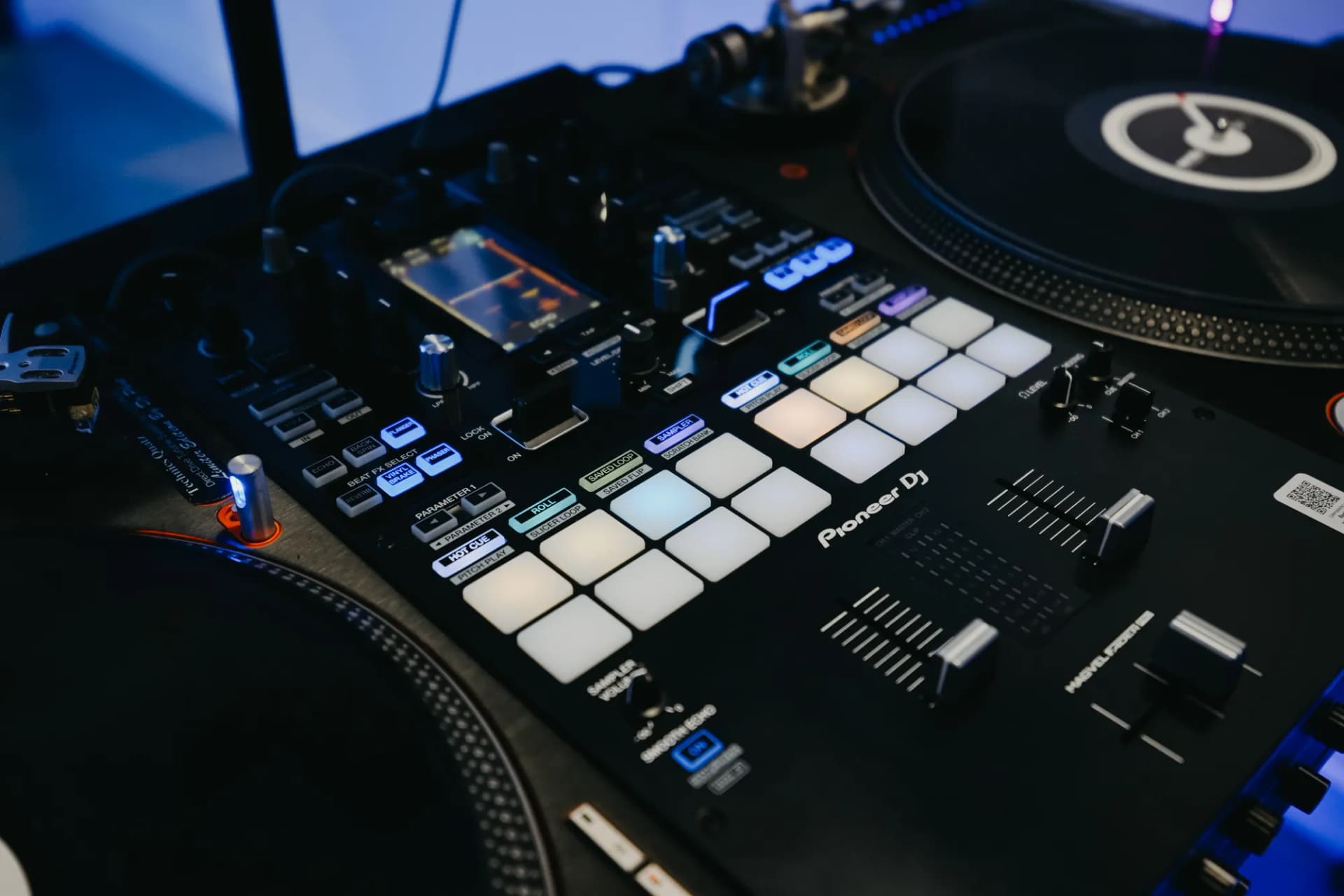 Phòng vinyl · battle mixer