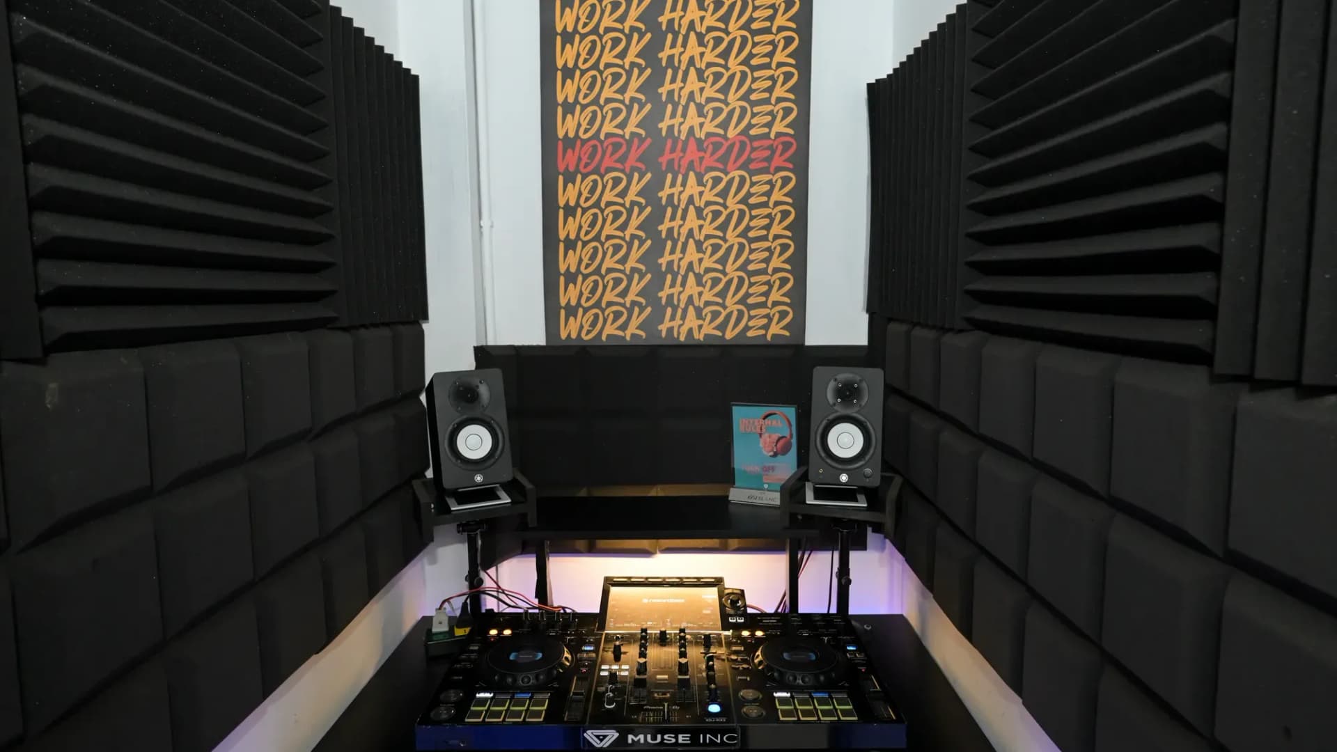 Thuê phòng tập DJ – XDJ-RX3 (phòng 3)