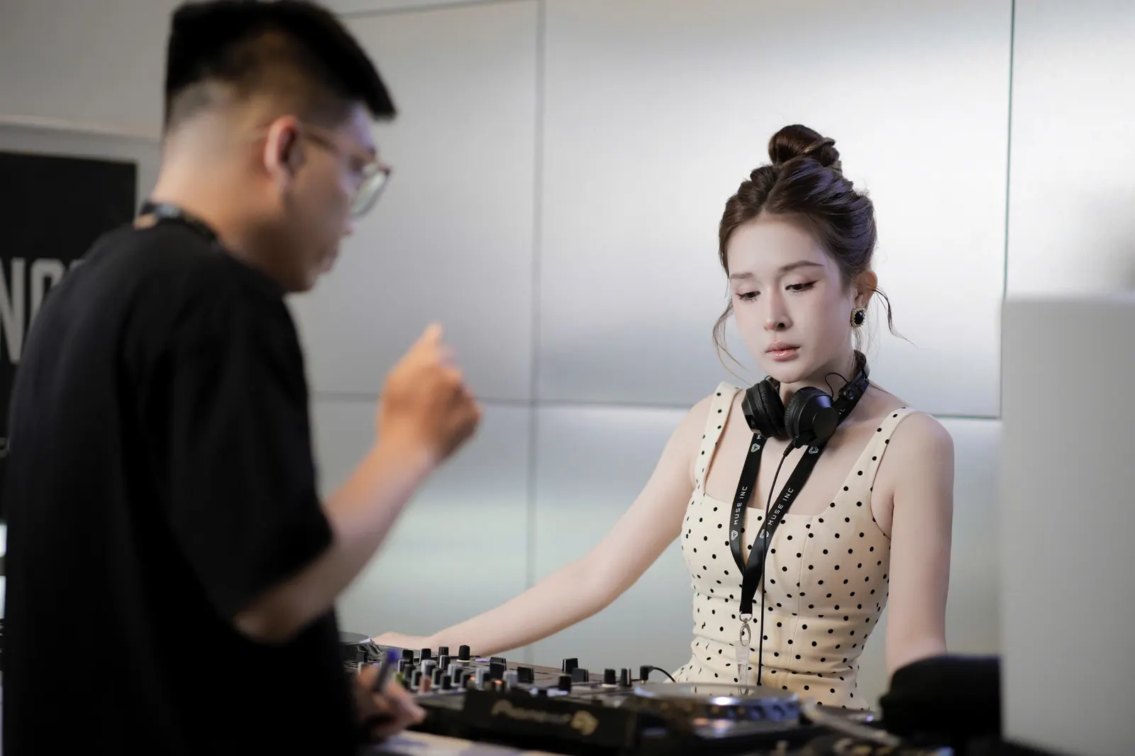 1:1 DJ course at Muse Inc Academy