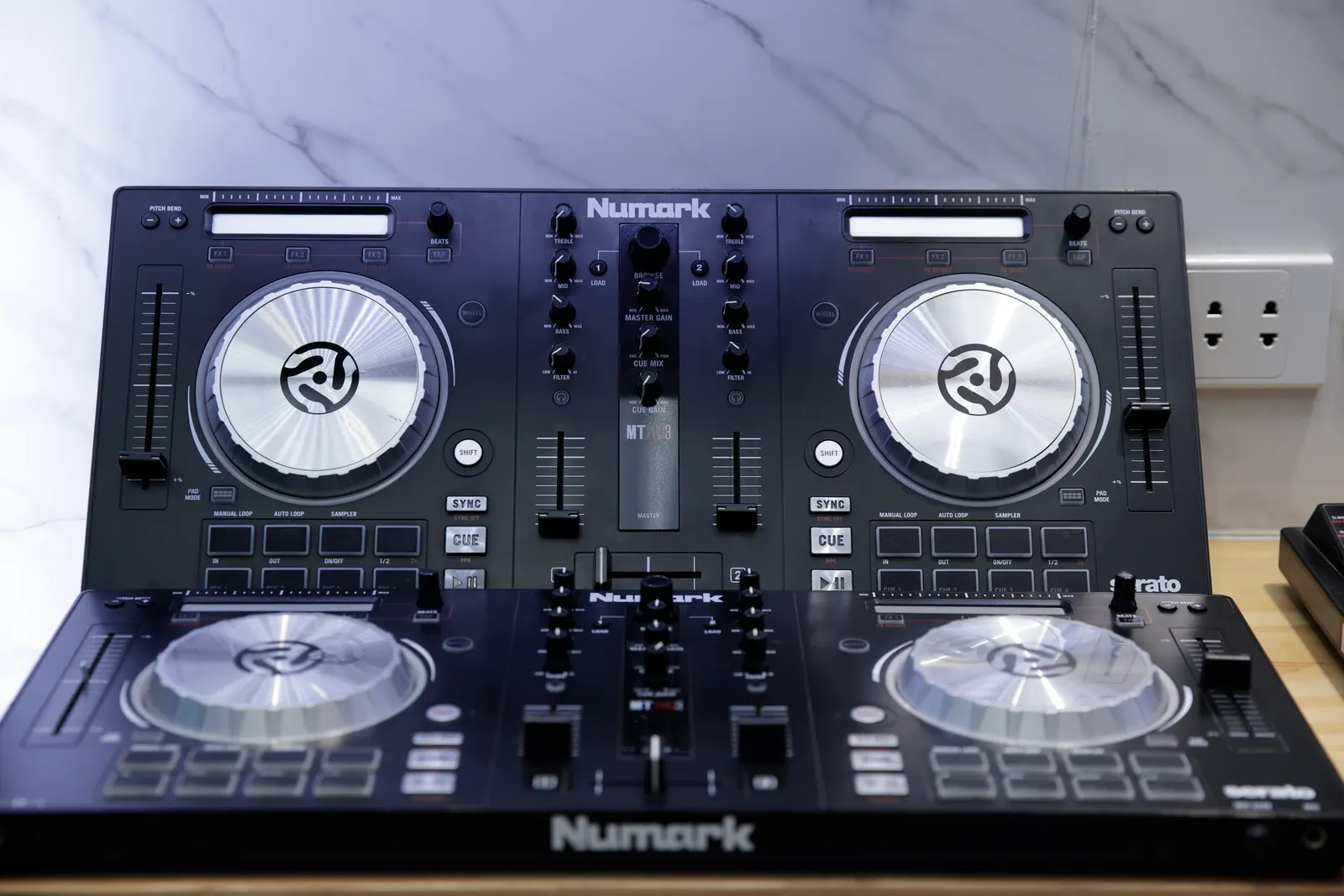 Dịch Vụ Cho Thuê Và Kinh Doanh Thiết Bị DJ Chất Lượng Cao tại Muse INC