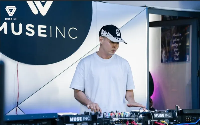 The instructor team at Muse Inc, a leading DJ academy