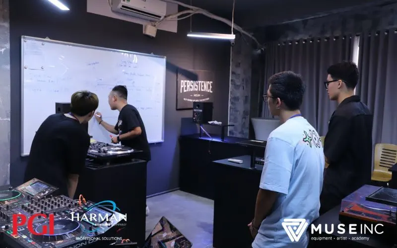 The studio at Muse Inc's Hai Bà Trưng premises
