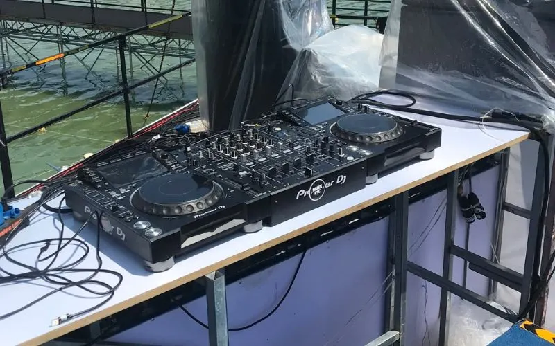 Muse Inc at Tiger Crystal Rave 2022