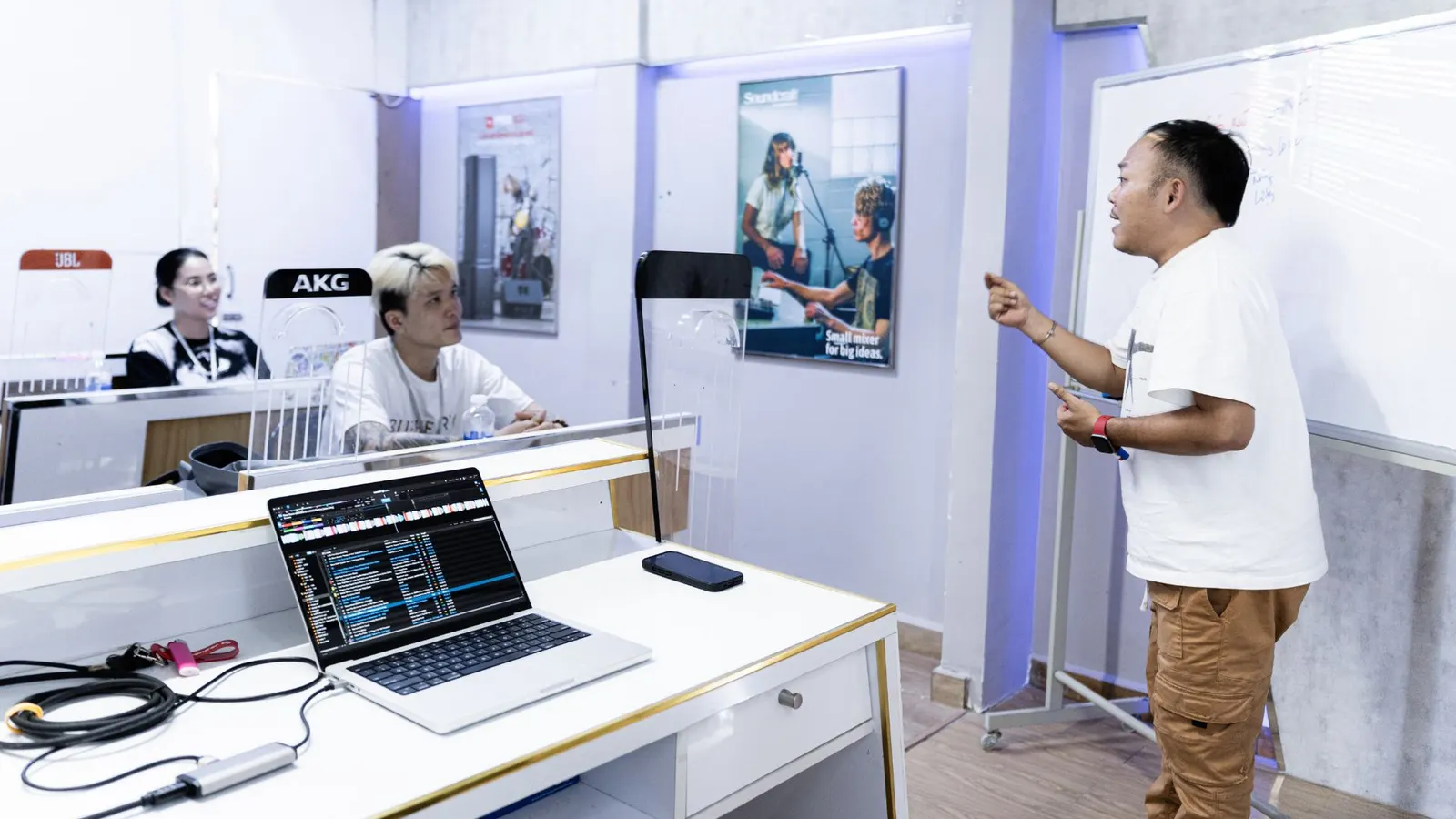 DJ Phatbeatz, the teacher inspiring the next generation of DJs