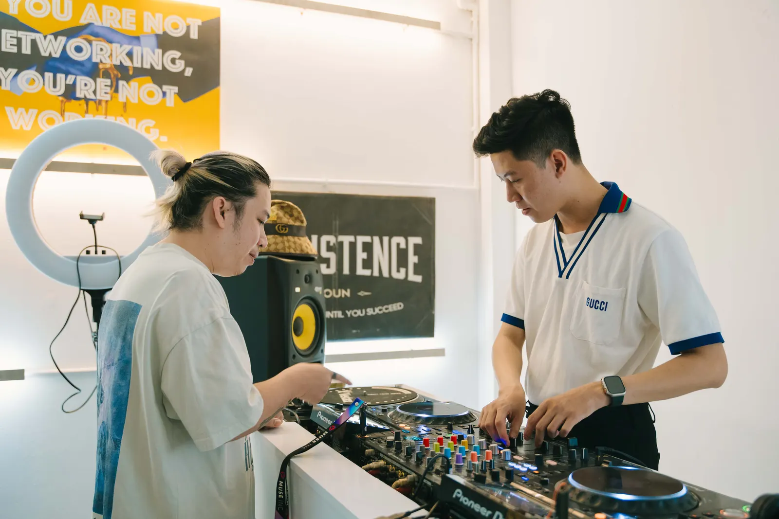 Free professional profile photos with the Comprehensive DJ Course at Muse Inc