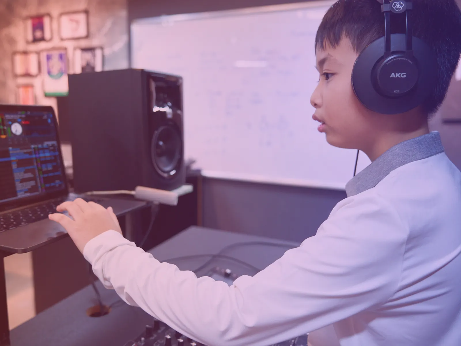 3 great benefits of learning music for children