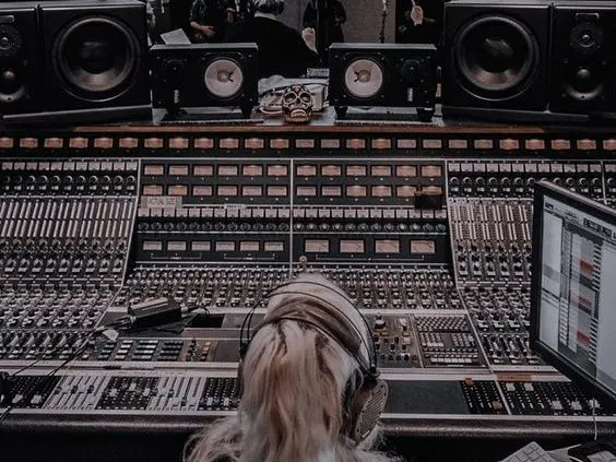 5 LỜI KHUYÊN CHO MUSIC PRODUCER MỚI VÀO NGHỀ