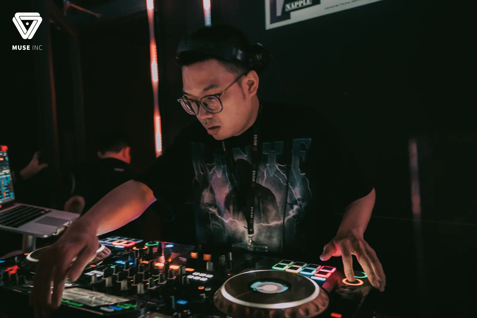 DJ Zackie teaching a student at Muse Inc