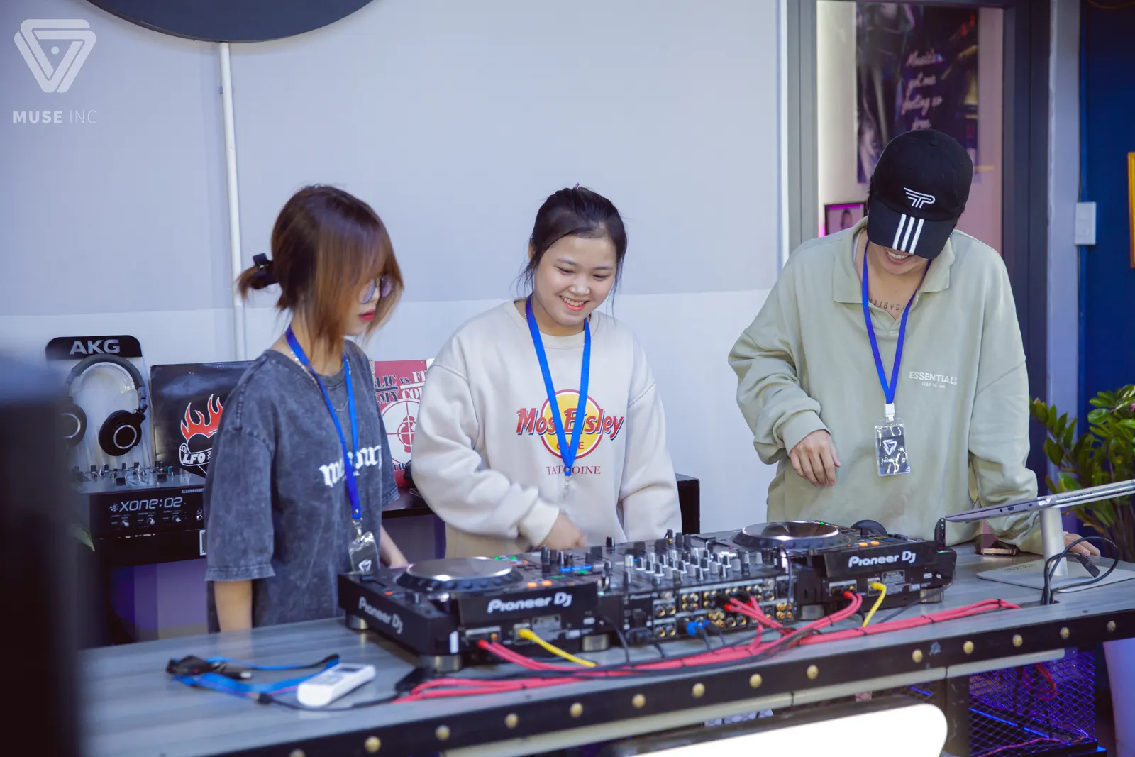 Learn to DJ with the Basic DJ Course for just 6,999,000 VND at Muse Inc