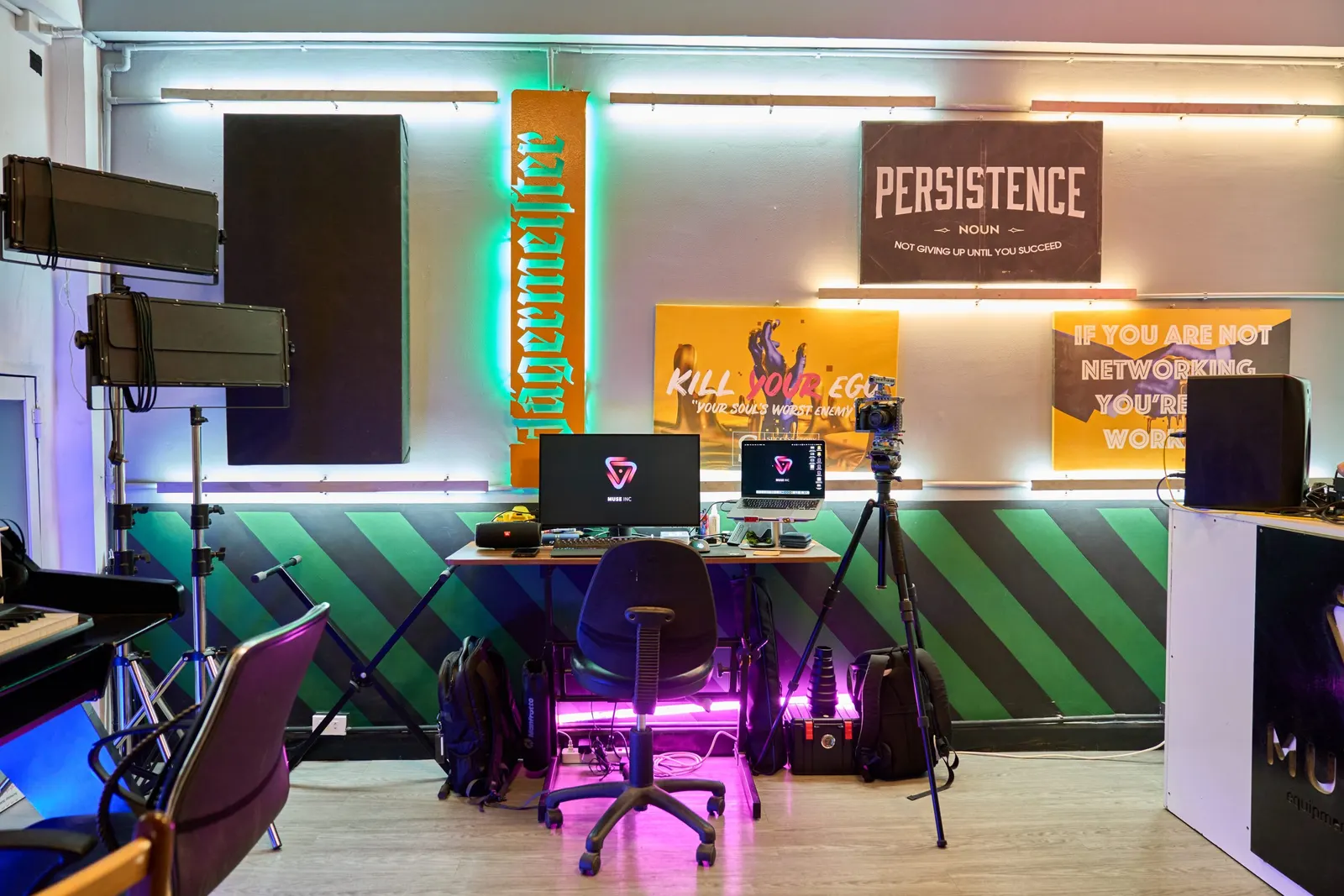 DJ lessons for beginners at Muse Inc