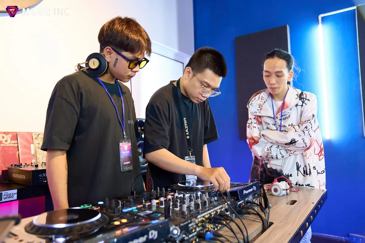 DJ course