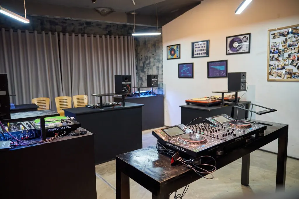 học dj tphcm