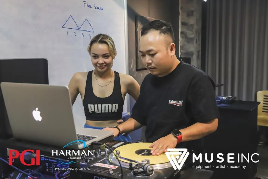 Professional DJ course