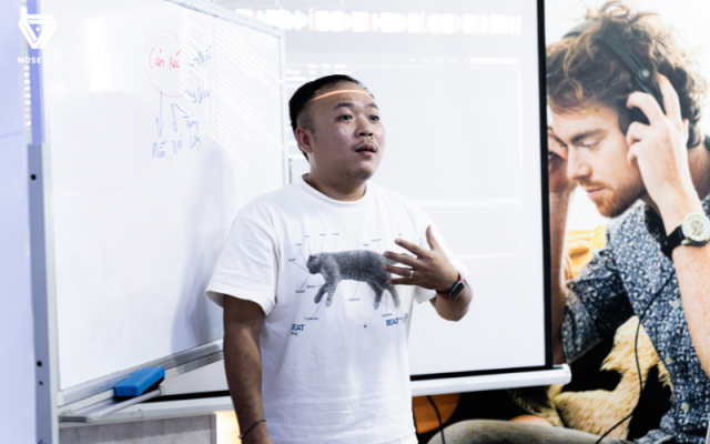 DJ PHATBEATZ - NGƯỜI THẦY TIẾP LỬA CHO THẾ HỆ DJ TƯƠNG LAI