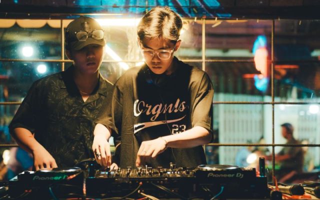 ĐỊNH HƯỚNG NGHỀ NGHIỆP - THEO ĐUỔI ĐAM MÊ SAU KHI TỐT NGHIỆP