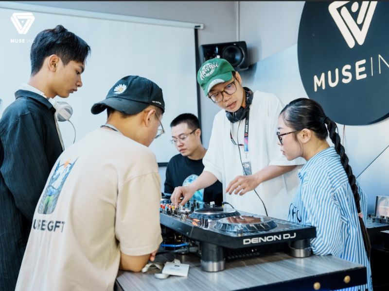 khóa học dj